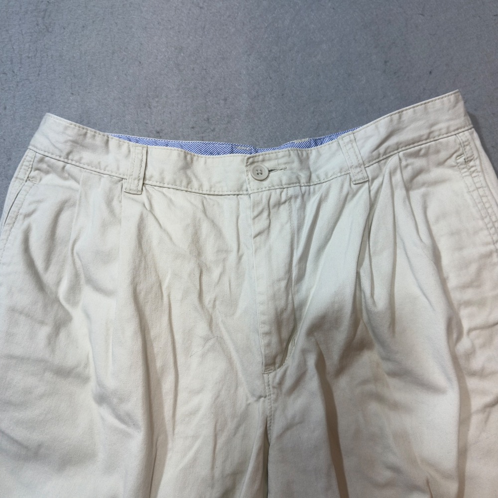 Club Room Chino Shorts Mens 34 Tan Excellent Pleated Cotton Relaxed Fit Summer